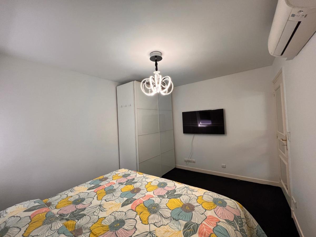 Appartement Champs-Elysees - Hala Párizs Kültér fotó