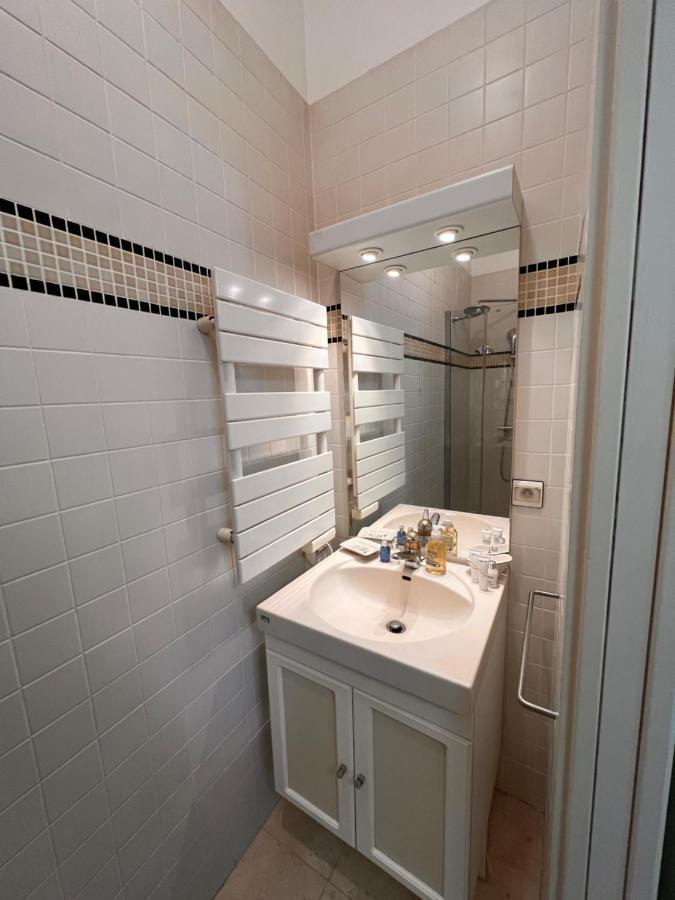 Appartement Champs-Elysees - Hala Párizs Kültér fotó